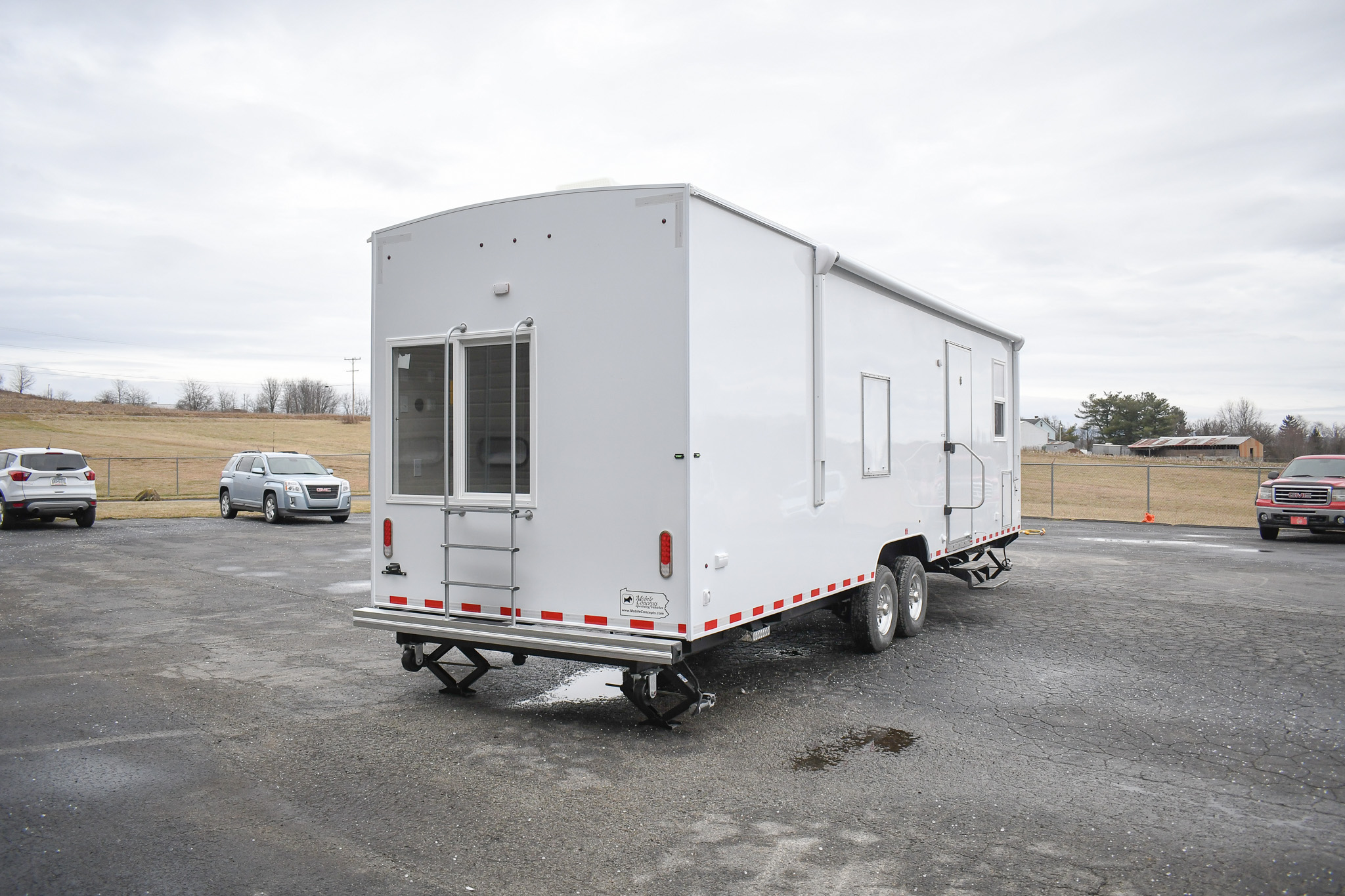 An exterior view of the unit for Modesto, CA.